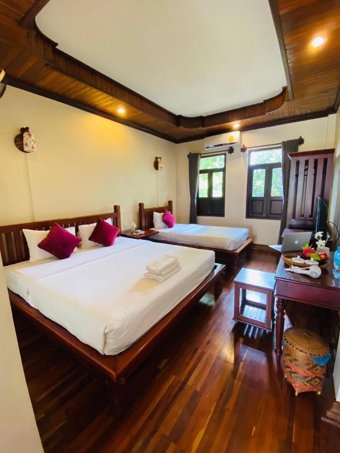 Готель Luang Prabang Maison Vongprachan & Travel Екстер'єр фото